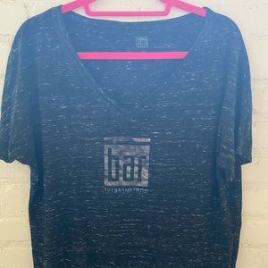 Bar Method V neck cropped tee